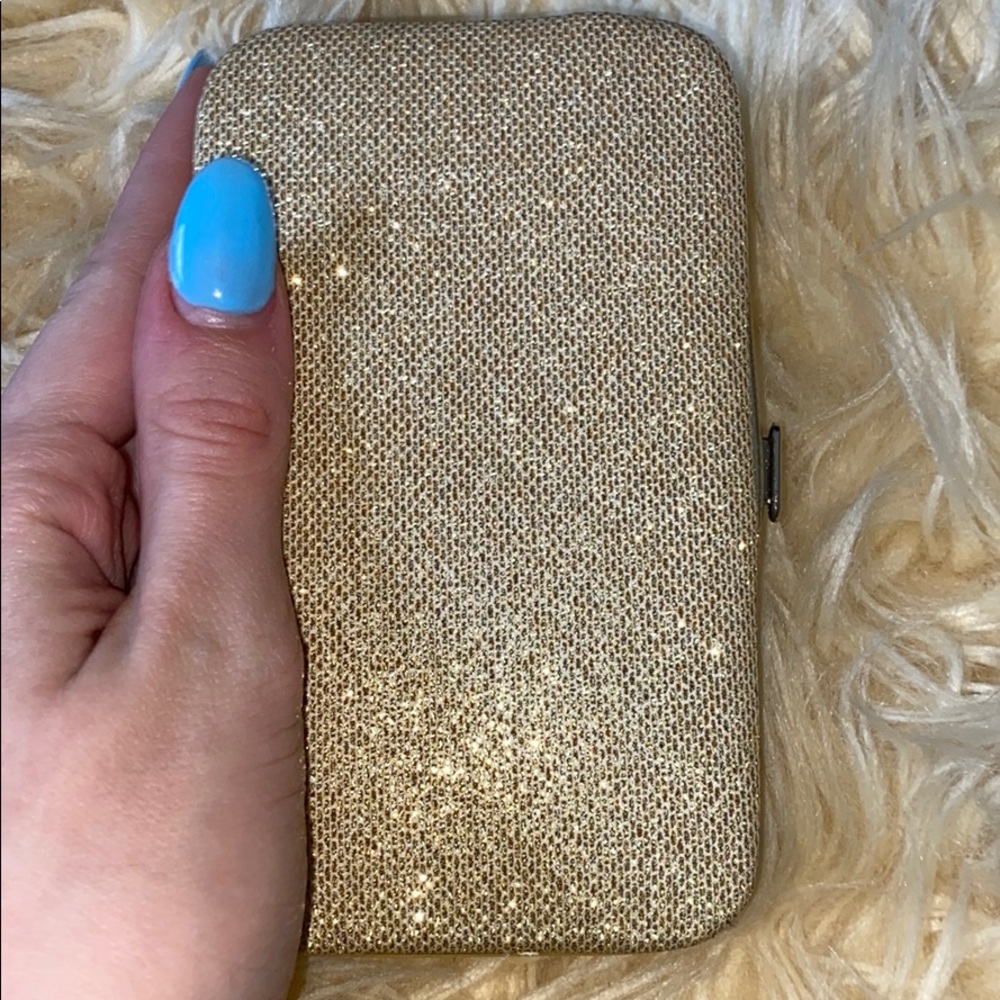 Women’s Clutch